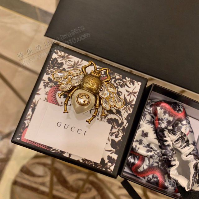 GUCCi飾品 古馳新款 蜜蜂水晶鑽工藝雙指戒指 Gucci女戒指  zgbq1025